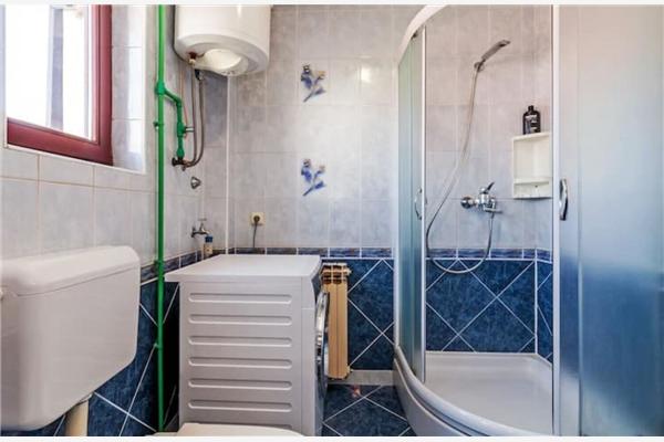 Apartment A4, for 7 persons