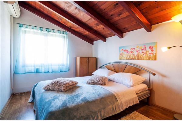 Apartment A5, for 4 persons