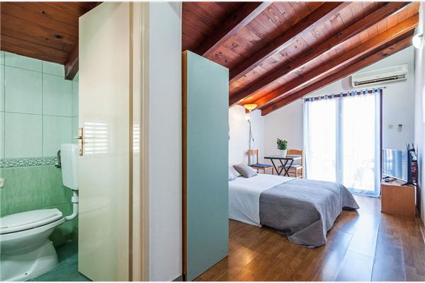 Apartment A6, for 2 persons