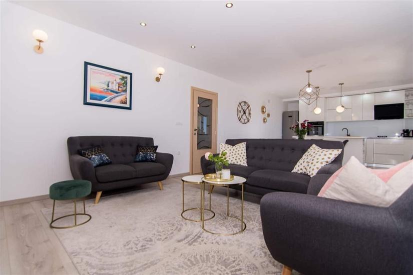 Apartment A1, for 6 persons