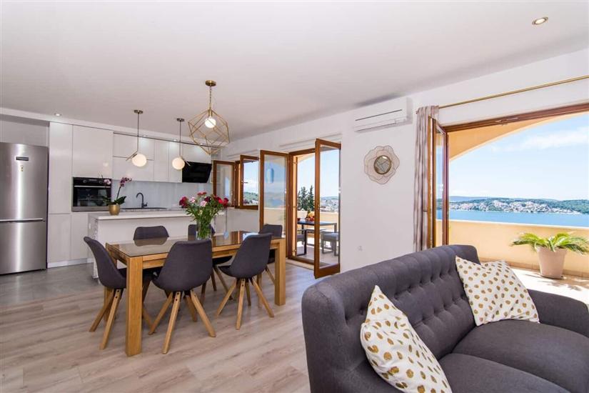 Apartment A1, for 6 persons