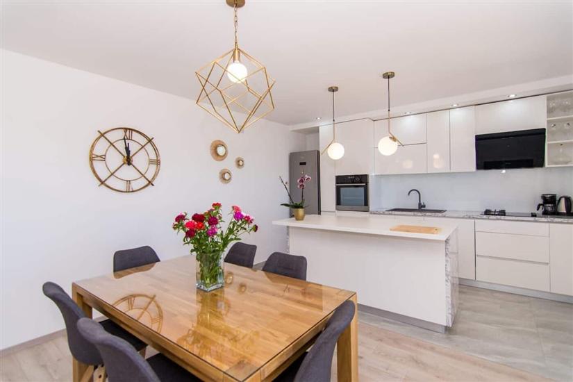 Apartment A1, for 6 persons