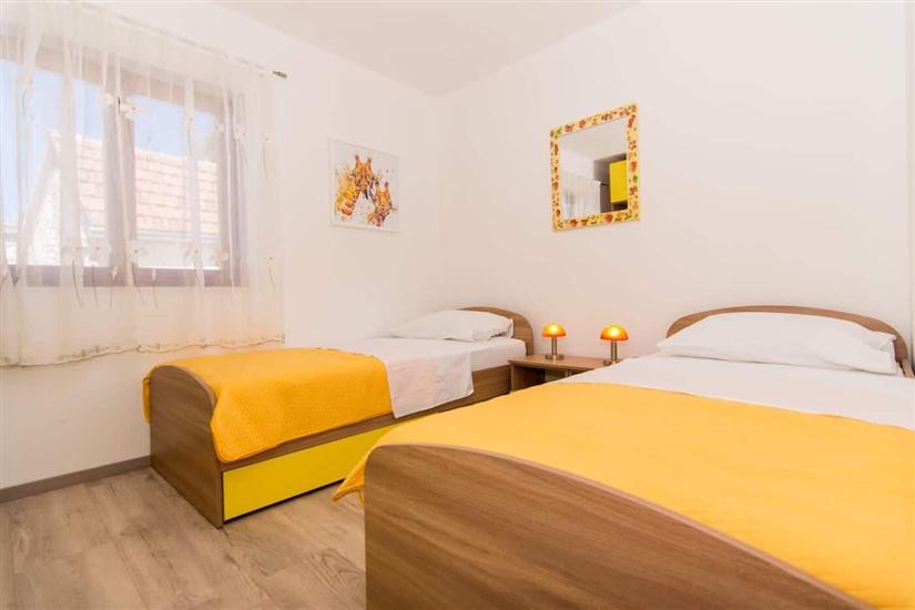 Apartment A1, for 6 persons