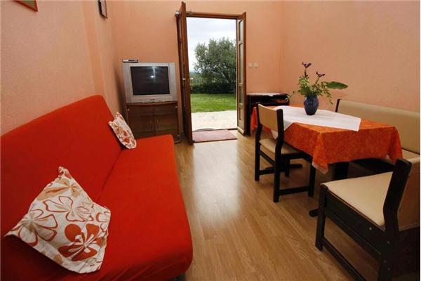 Apartment A2, for 3 persons