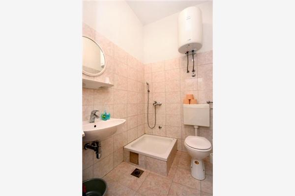 Apartment A2, for 3 persons