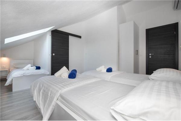 Apartment A3, for 5 persons