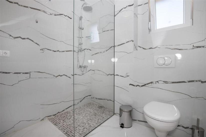 Apartment A3, for 5 persons