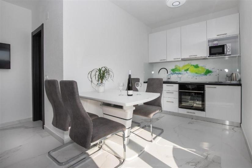 Apartment A2, for 4 persons