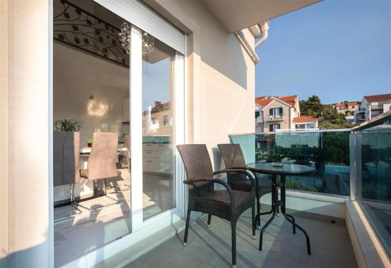 Apartment A3, for 5 persons