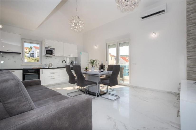 Apartment A3, for 5 persons