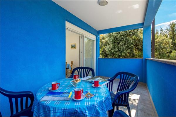 Apartment A1, for 5 persons