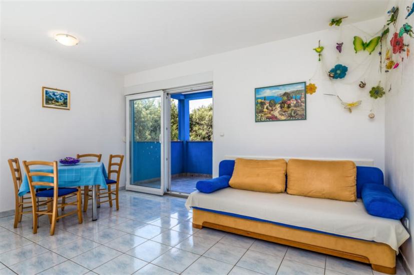 Apartment A1, for 5 persons