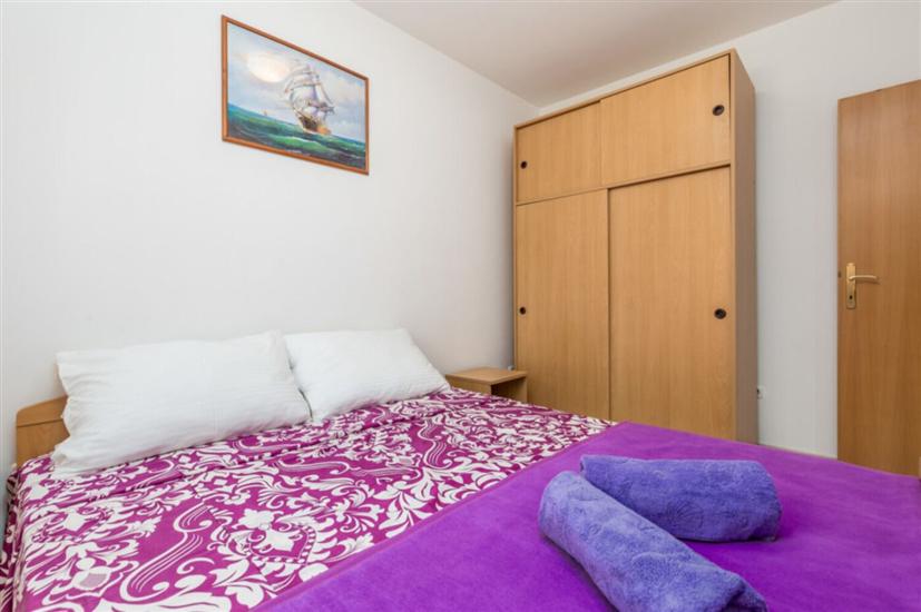 Apartment A1, for 5 persons