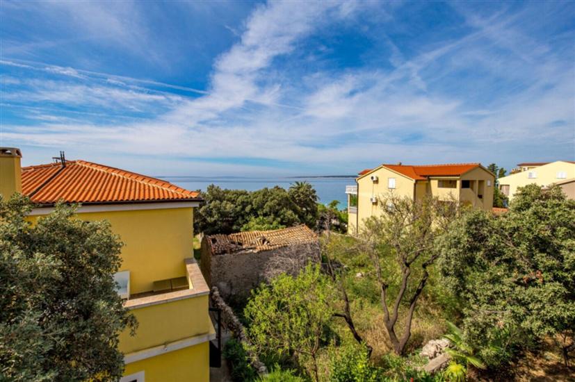 Apartment A3, for 5 persons