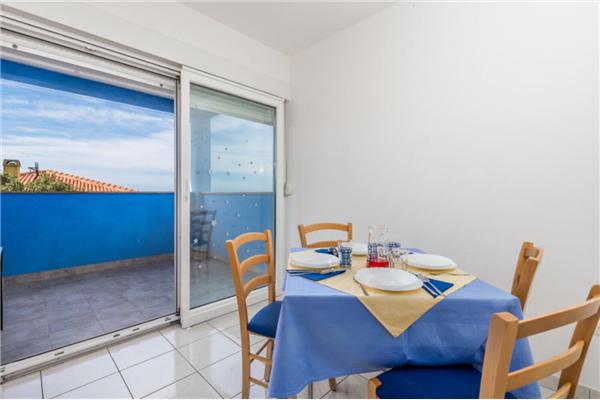 Apartment A3, for 5 persons