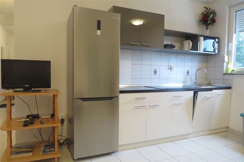Apartment A3, for 5 persons