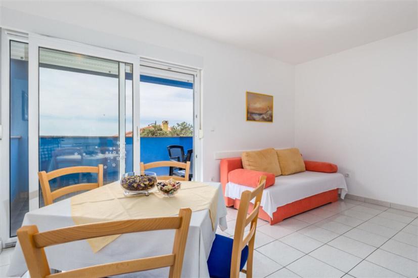 Apartment A4, for 5 persons