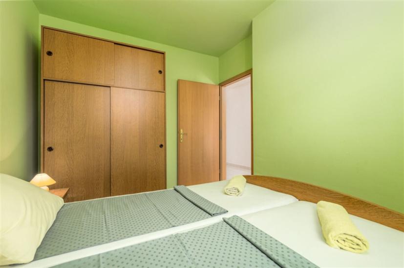 Apartment A4, for 5 persons