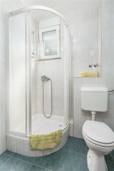 Apartment A4, for 5 persons