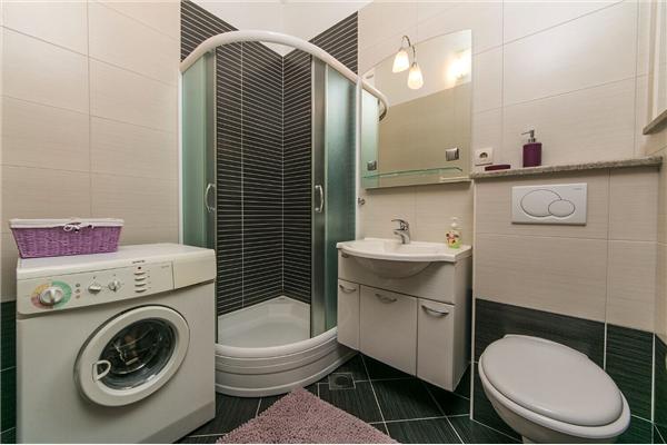 Apartment A2, for 5 persons