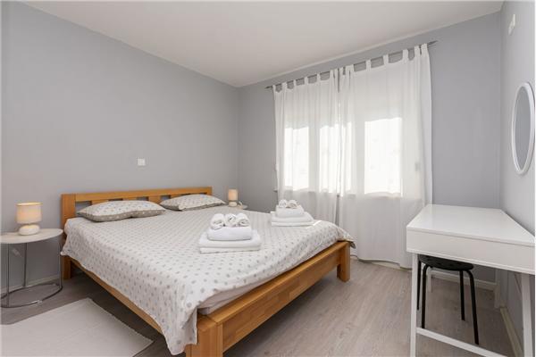 Apartment A1, for 5 persons