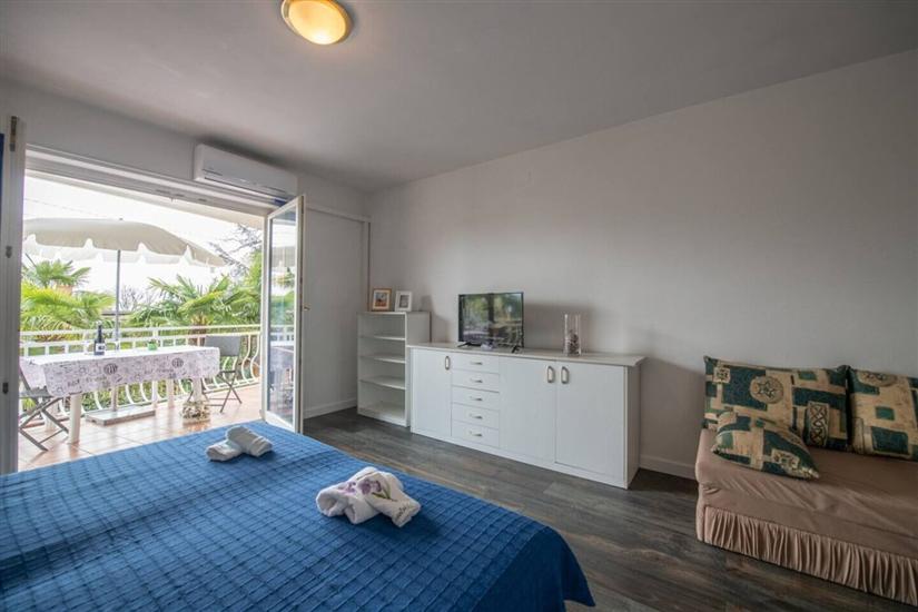 Apartment A1, for 3 persons