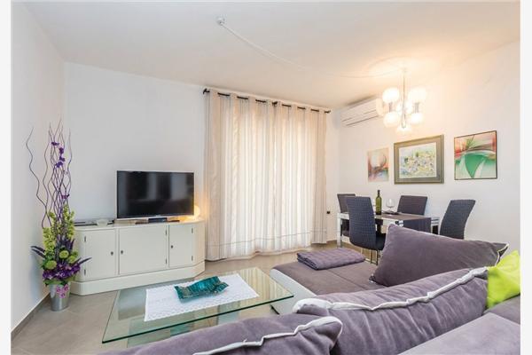 Apartment A1, for 6 persons