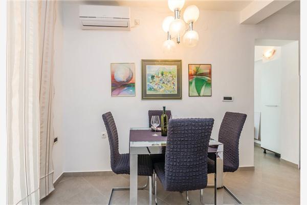 Apartment A1, for 6 persons