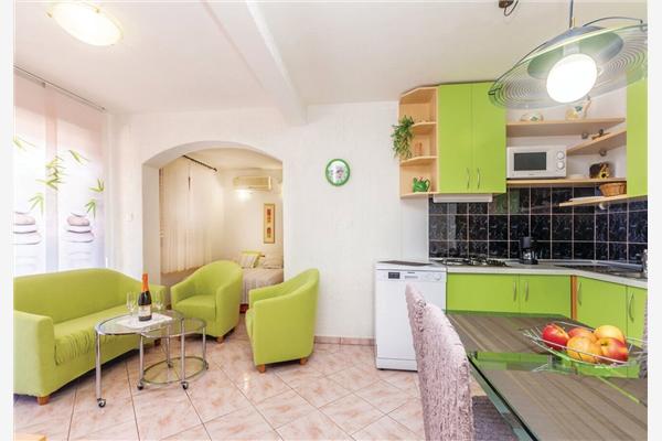 Apartment A2, for 4 persons