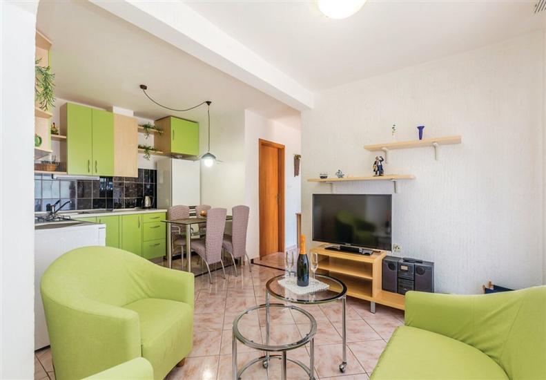Apartment A2, for 4 persons