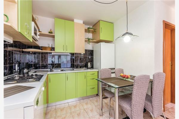 Apartment A2, for 4 persons