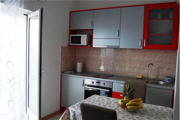 Apartment A2, for 3 persons