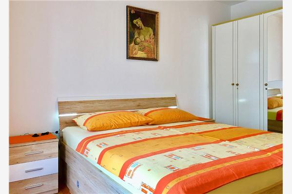 Lägenhet A1, för 5 personer