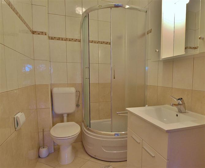 Lägenhet A1, för 5 personer