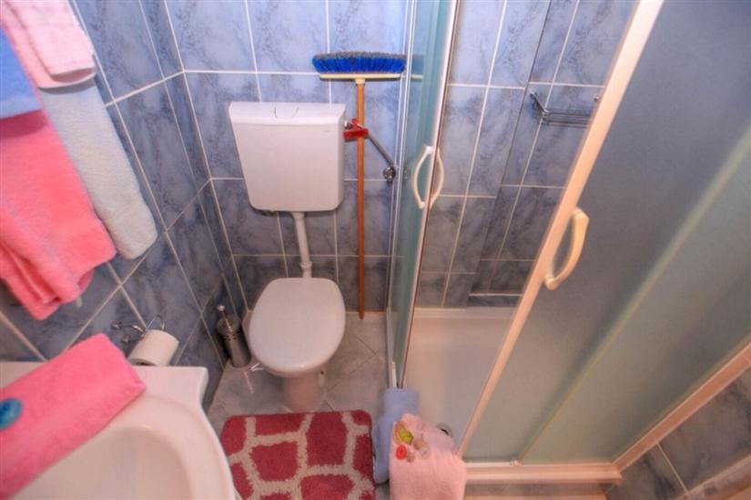 Apartment A3, for 5 persons