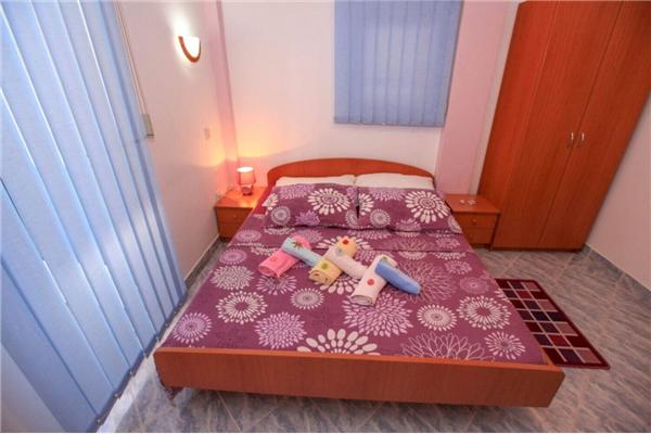 Apartment A4, for 4 persons