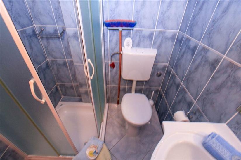 Apartment A4, for 4 persons