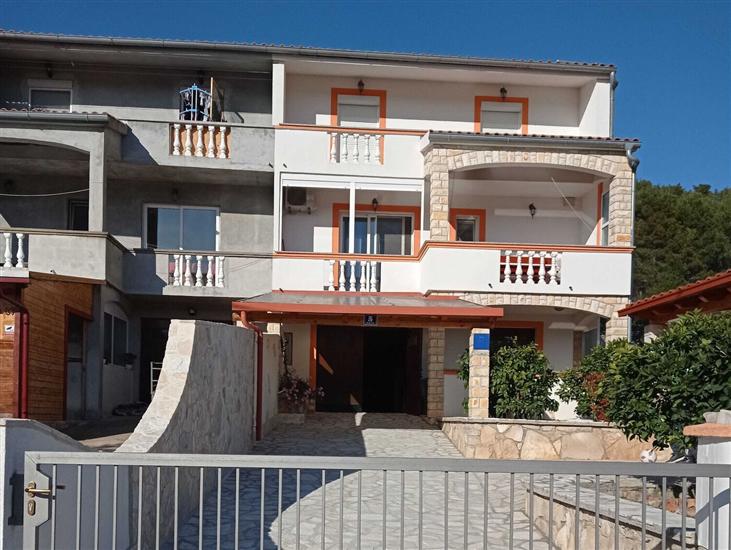 Apartament Marina: