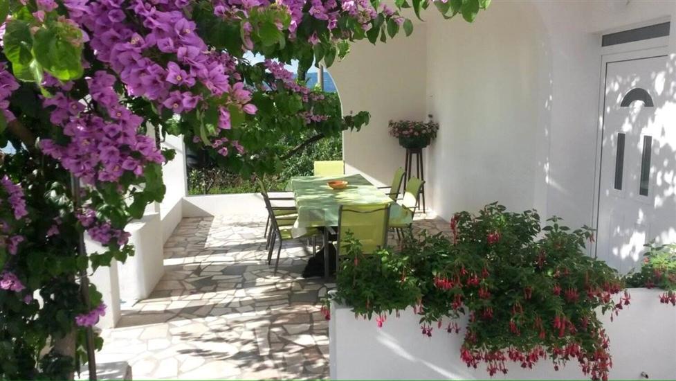 Apartment A1, for 7 persons