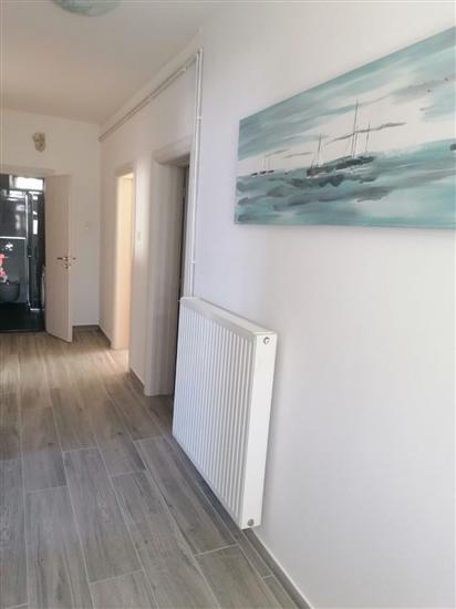 Apartment A1, for 7 persons