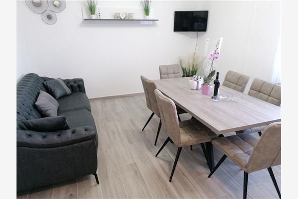 Apartment A1, for 7 persons