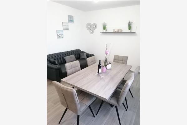 Apartment A1, for 7 persons