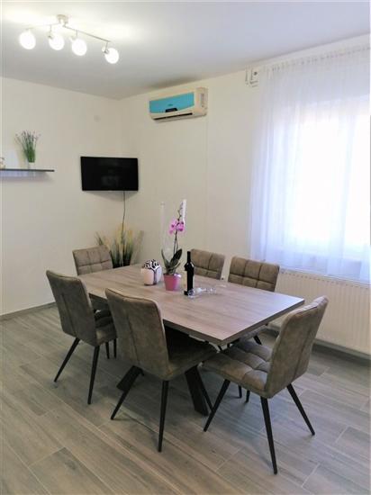Apartment A1, for 7 persons