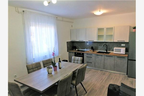 Apartment A1, for 7 persons