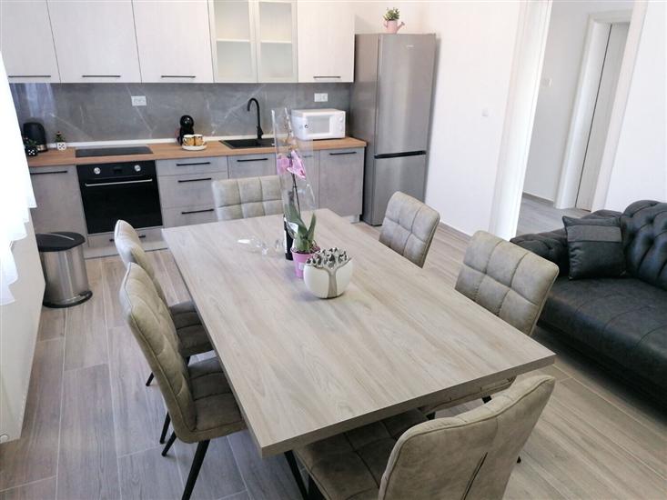 Apartment A1, for 7 persons