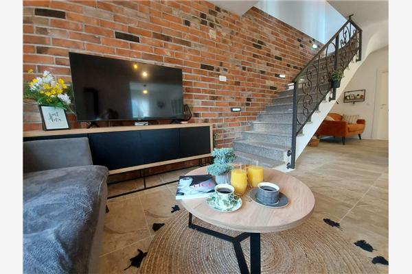 House K1, for 8 persons