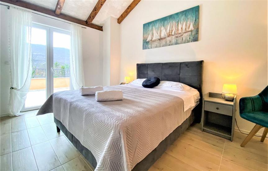 House K1, for 8 persons