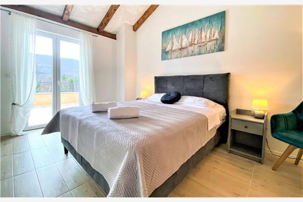 House K1, for 8 persons