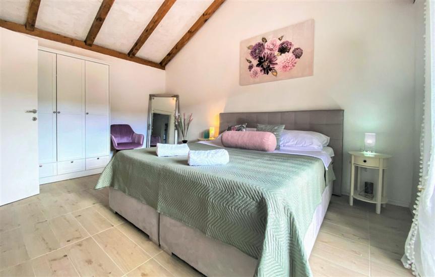 House K1, for 8 persons
