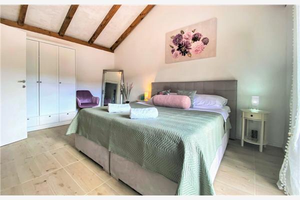 House K1, for 8 persons